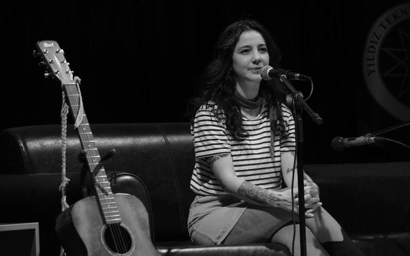 Selin Çıngır Söyleşi & Akustik Sahne